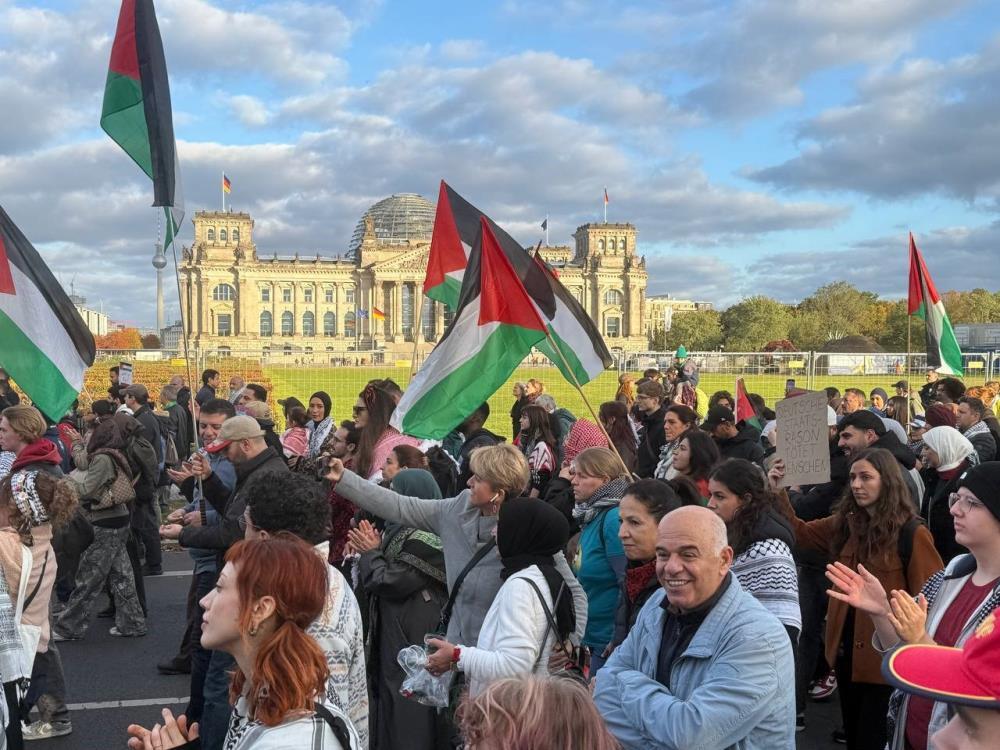 Berlin’de 16 bin kişi Filistin’e destek gösterisinde buluştu