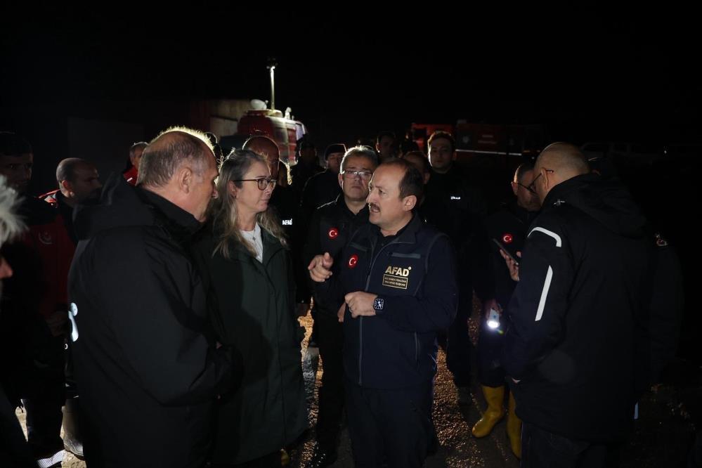 AFAD Başkanı Pehlivan'dan İzmir'de sel incelemesi