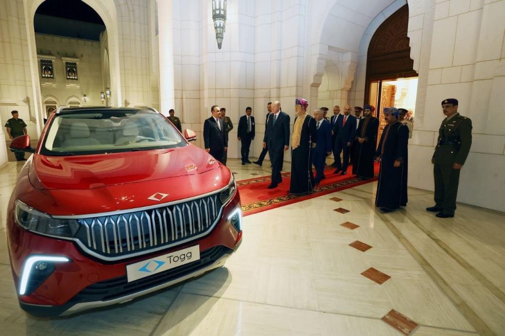 Erdoğan’dan Umman’a Togg hediyesi