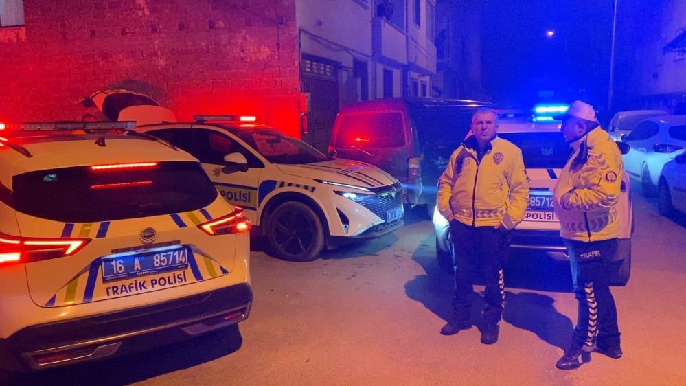 Bursa'da film gibi kovalamaca! Polis durdurdu: 'Fuat abiye odun getirecektim' dedi