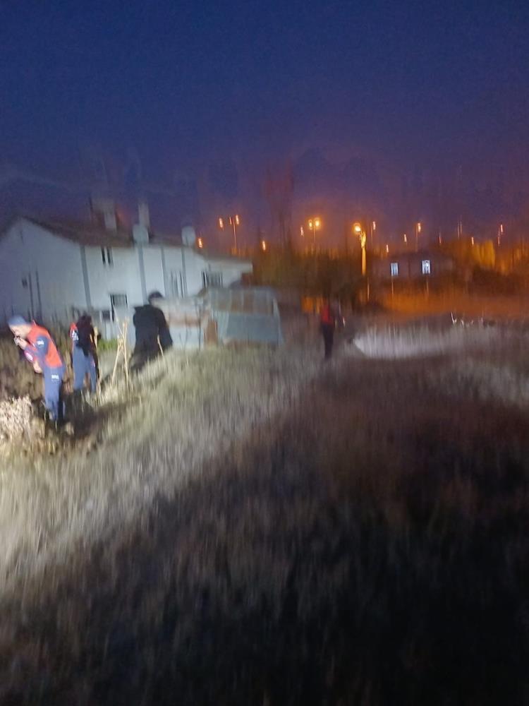 Elazığ'da 3 gündür kayıp: Otizmli Veysel'i arama çalışmaları 72. saatinde