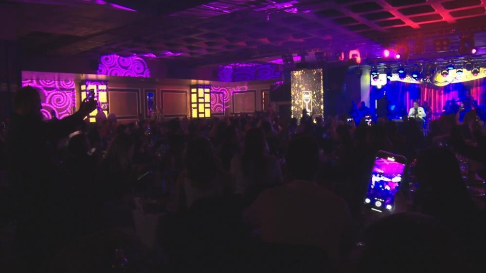 İbrahim Tatlıses 50 yıl sonra yeniden Kayseri'de sahneye çıktı