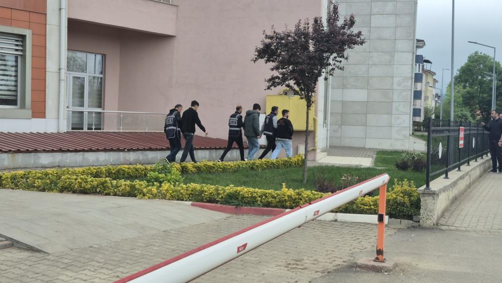 Sahte polis vurgununda 5 tutuklama