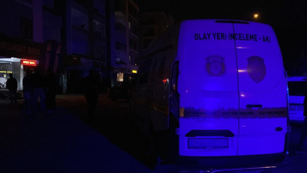 Alacak verecek kavgası kanlı bitti: 1 yaralı