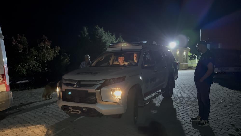 Gebze'de kuyuda mahsur kalan 3 kişi için nefes kesen kurtarma operasyonu