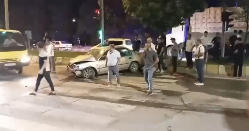 Muş’ta bir sürücü yayaya çarpmamak için kaza yaptı