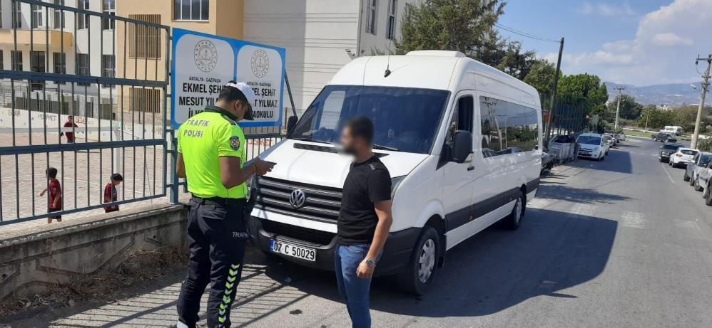 Antalya’da okul servisleri mercek altında