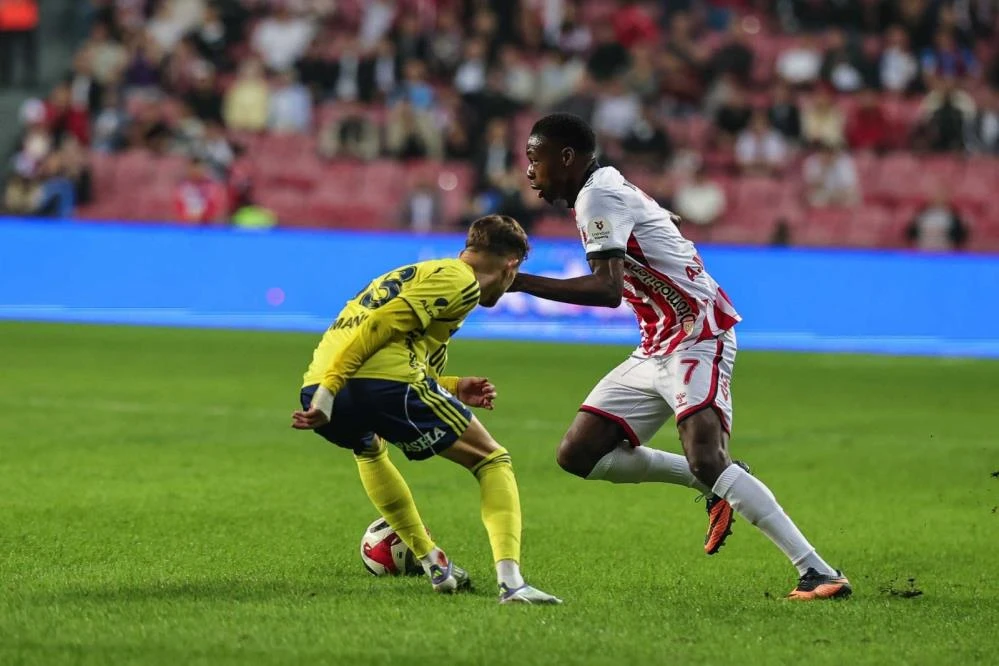 Fenerbahçe Samsunspor deplasmanında takıldı: Domenico Tedesco'dan kritik kayıp!