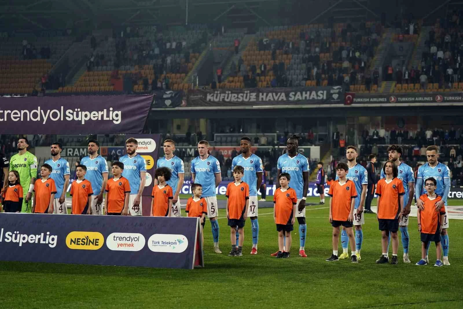 Trabzonspor Fatih Tekke ile kendine geldi! İstanbul'da gövde gösterisi