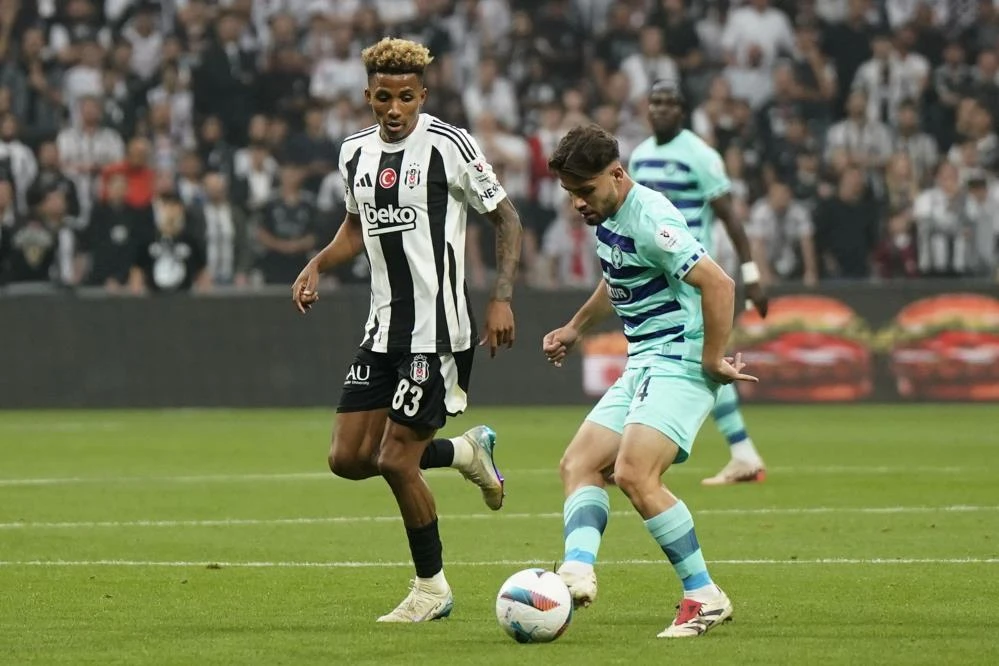 Beşiktaş son dakikalarda yıkıldı! Çaykur Rizespor İstanbul'da kazandı